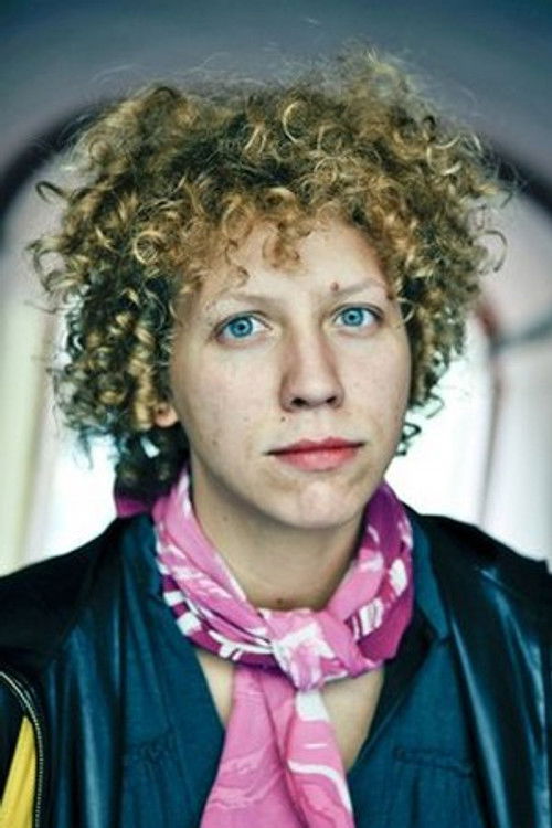 Polina Shustareva as Rimma