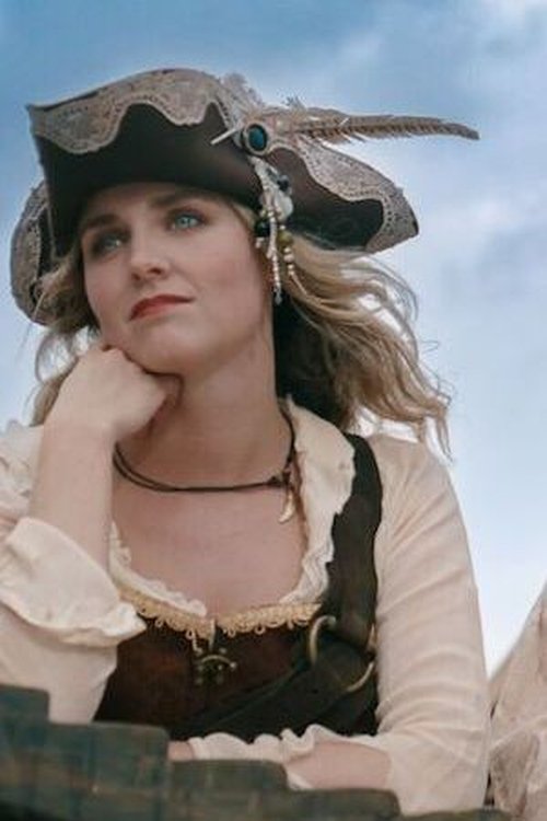 Mariëlle van Diessen as Polly