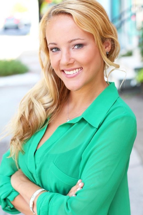 Cecilia Betsill as Liz