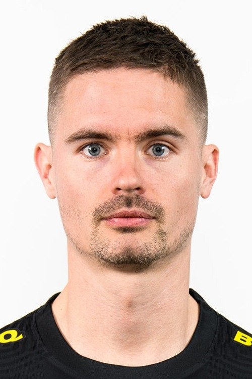 Mikael Lustig as Self