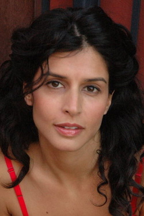 Yasmine Delawari as Maria Barrera
