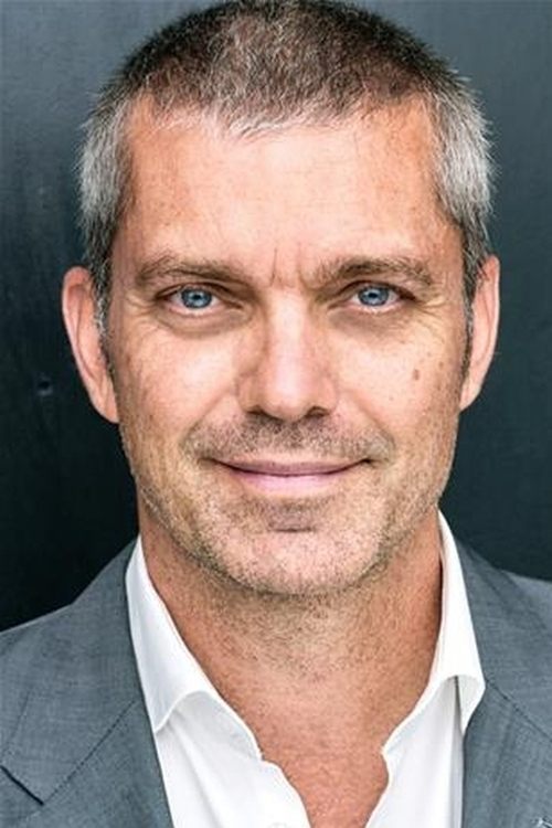 Gil Darnell as Major Kurt Fleischer