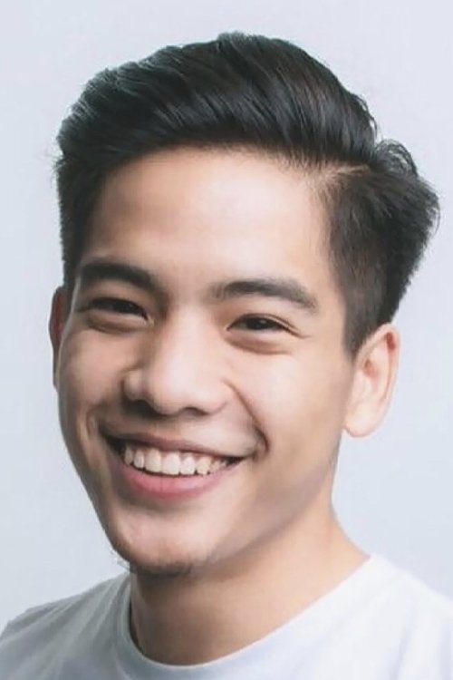 Kittisak Patomburana as Alex