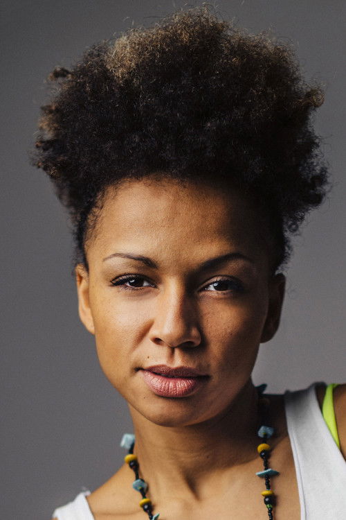 Linda Fernandez Saez as Jasmine M'Baya