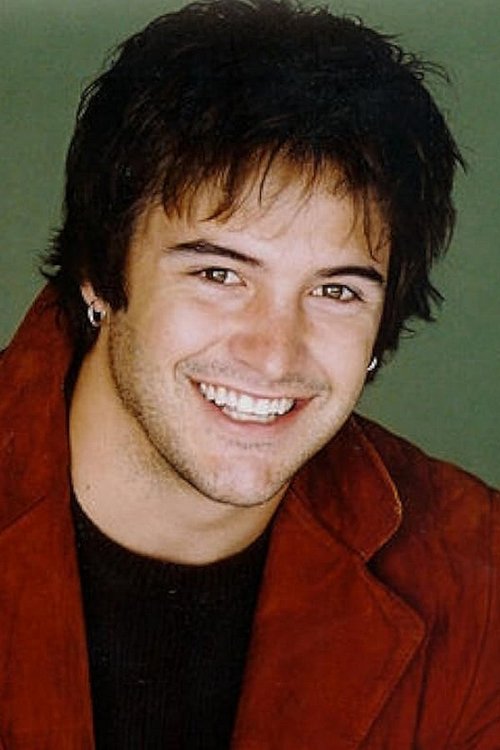 Michael Lutz as Morris