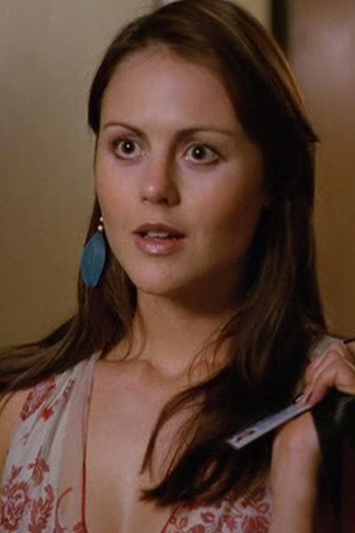 Amber Sainsbury as Frances