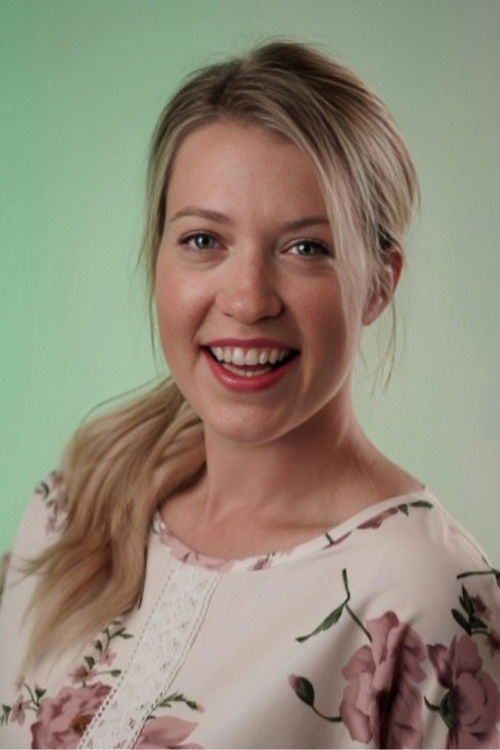 Meggie Jenny as Judy