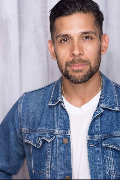 Marco Antonio Parra as Mario