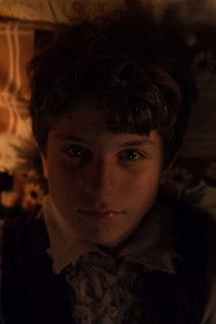 Henrique Rabelo as Julio