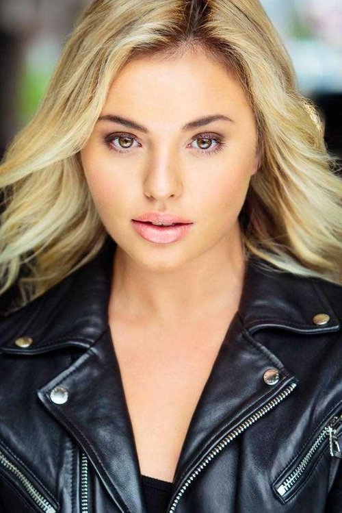 Victoria Baldesarra as Jen