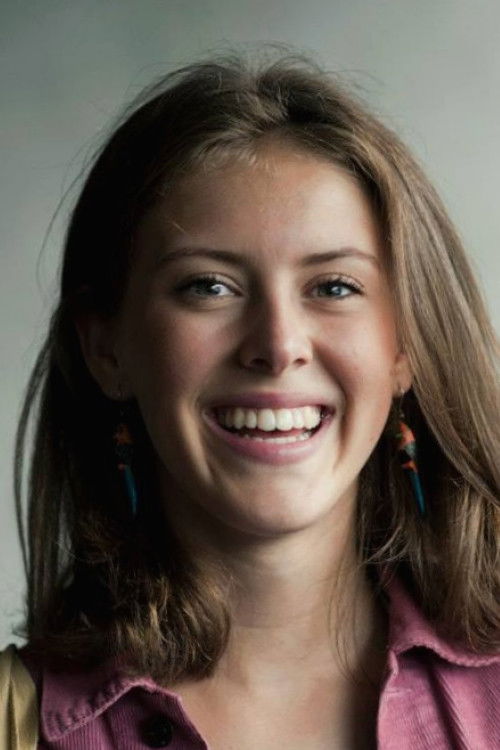 Nora Tyldum Lunøe as Nora