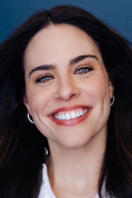 Meghan O'Leary-Clark as Officer Coffin