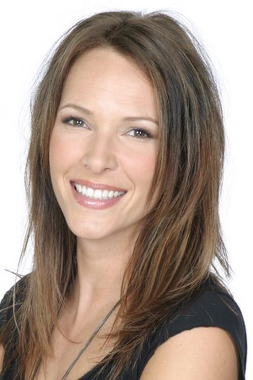 Roxane St-Gelais as Élyse Boucher