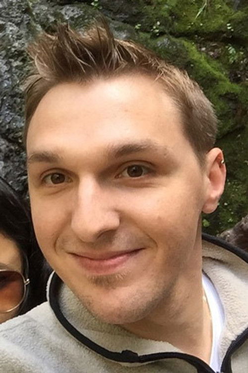 Marc Litman as Perry