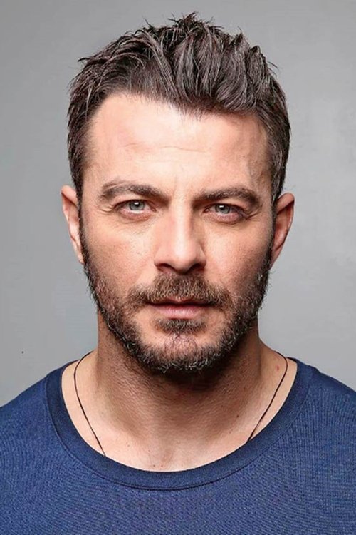Giorgos Aggelopoulos as Karozis