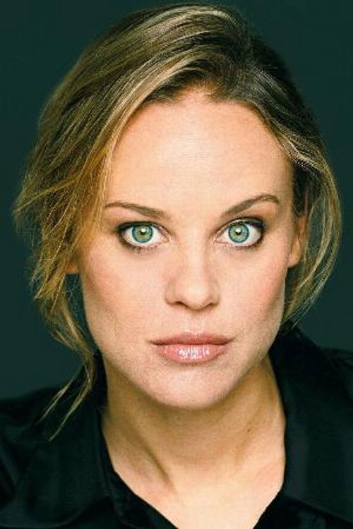 Alba Nicholls as Grace Fallmont