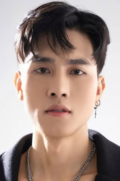 Bùi Trung Thái as Vũ