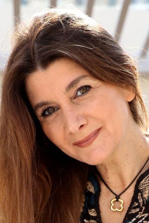 Betty Taoutel as Mimi