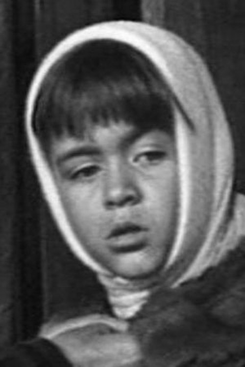 Anna Zolotaryova as Vera