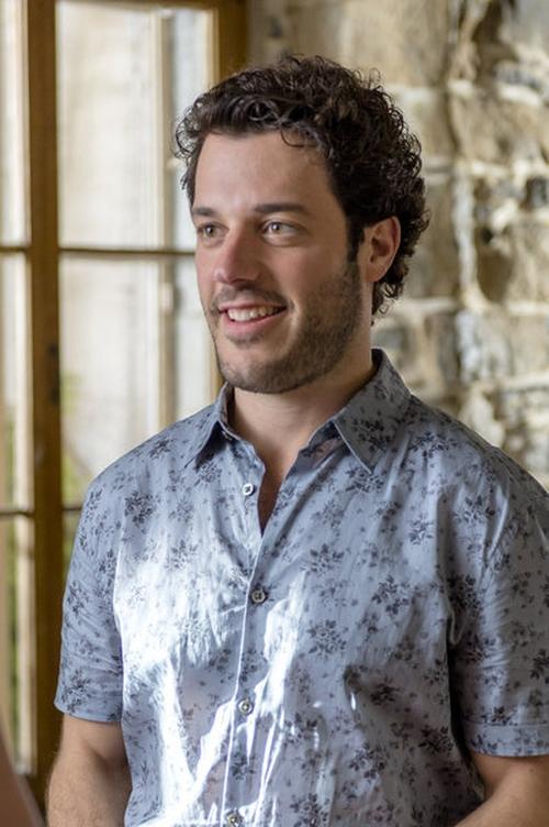 Jocelin Haas as Jean Luc