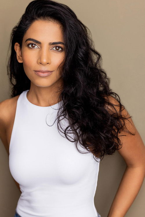 Roshni Shukla as Roshan Karim