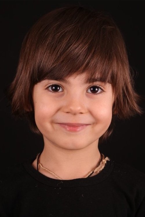 Burak Ali Özkan as Murat, young