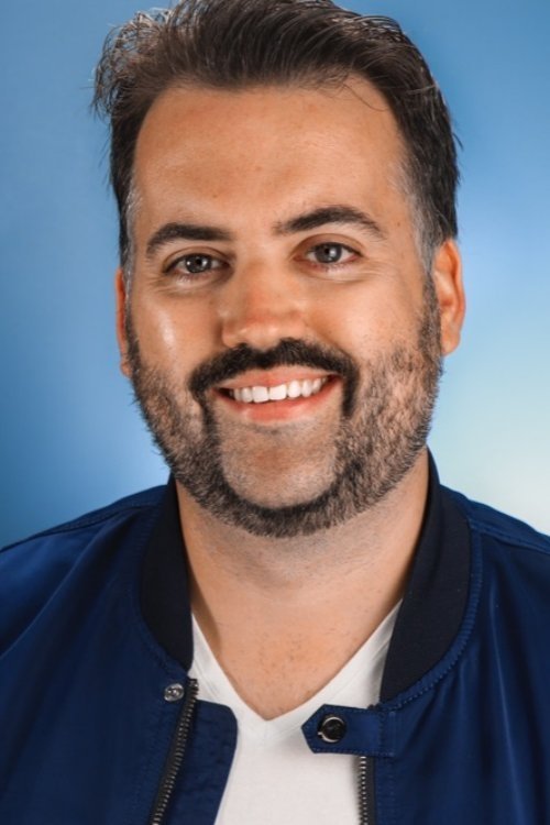 Mike Gallant as Steve