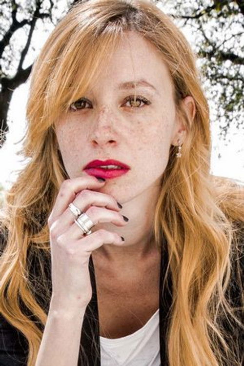 Claudia Alfonso as Letizia