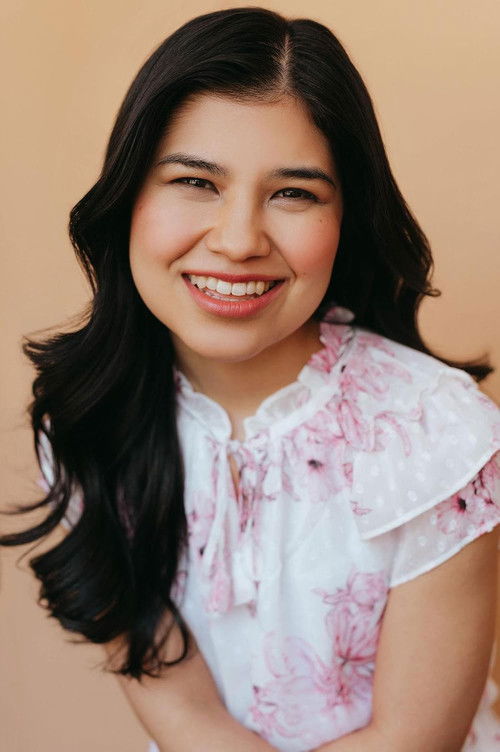 Faly Mevamanana as Phoebe