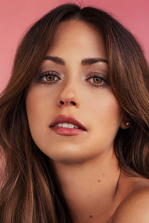 Pézie Beaudin as Self - Host