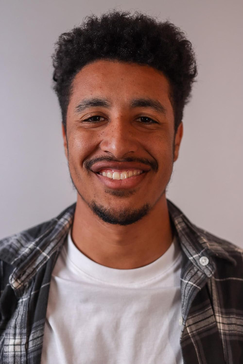 Adam Buffini as Ismael