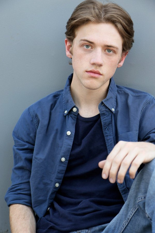 Dylan J. Harris as Davey