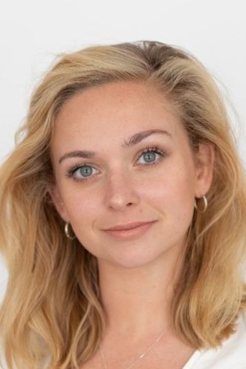 Pip Pellens as Tiffany