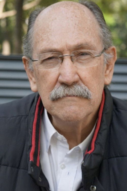 Juan Zerboni as Mario