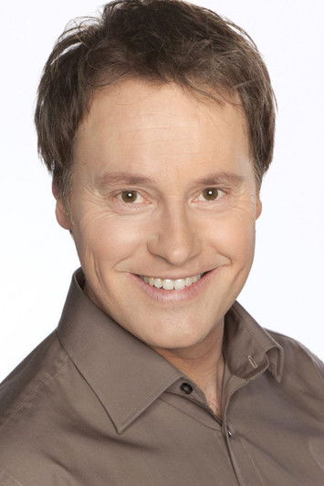 Stefan Pinnow as Self - Host