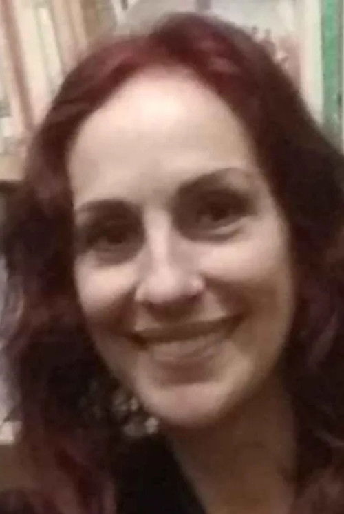 Alejandra Wolff as Eva