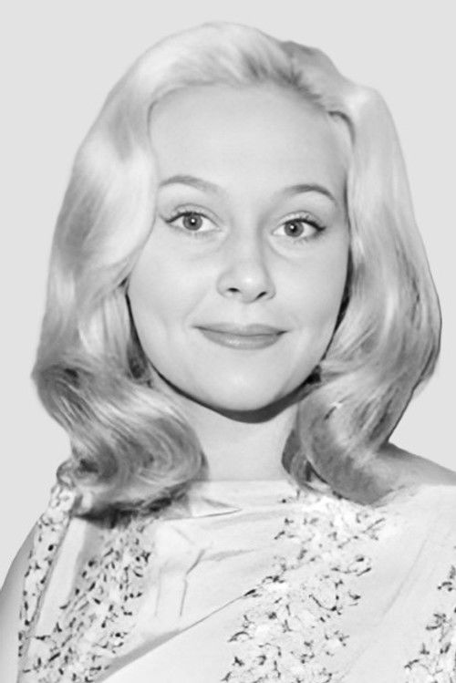 Anne-Marie Baumann as Fanny