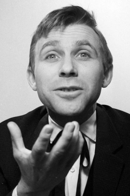 Wojciech Siemion as Wilczek