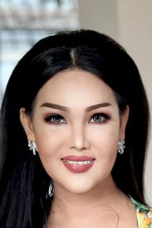 Winlaphat Srisakulmekhi as Queenie