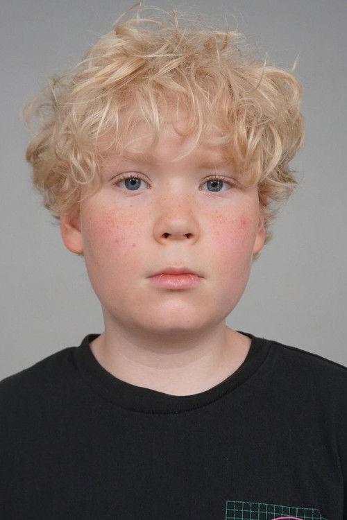 Robert Aleksander Peets as Sass