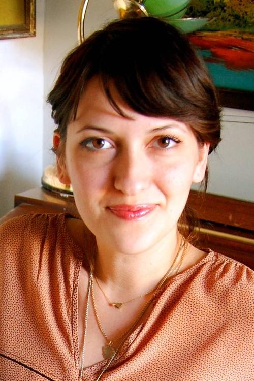 Lydia Hyslop as Lorelai