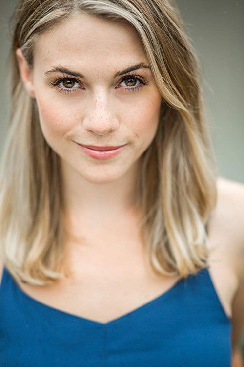 Paige McCulloch as Daisy