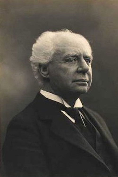 Peter Jerndorff as The King of Illyria