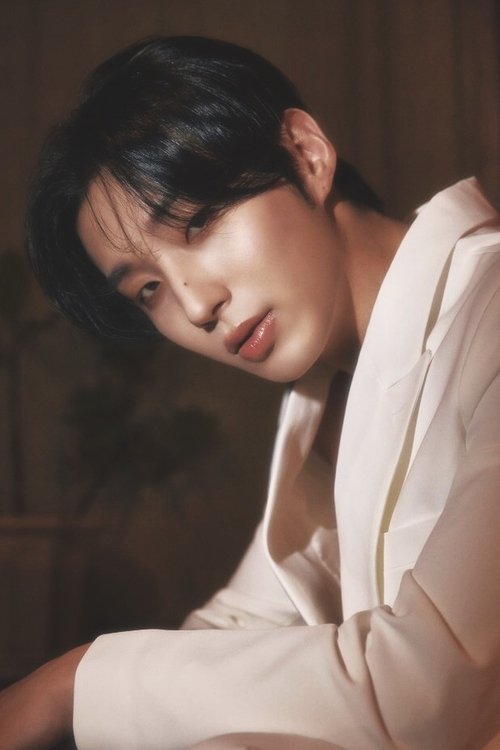 Moon Jong-up as Jang Jun