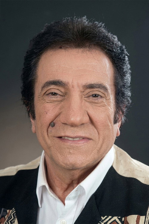 İzzet Altınmeşe as İzzet