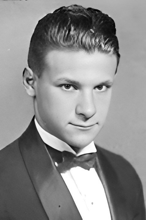 Borrah Minevitch as Borrah Minevitch