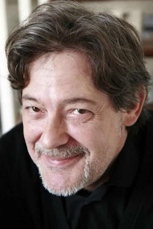 Elric Thomas as The dentist