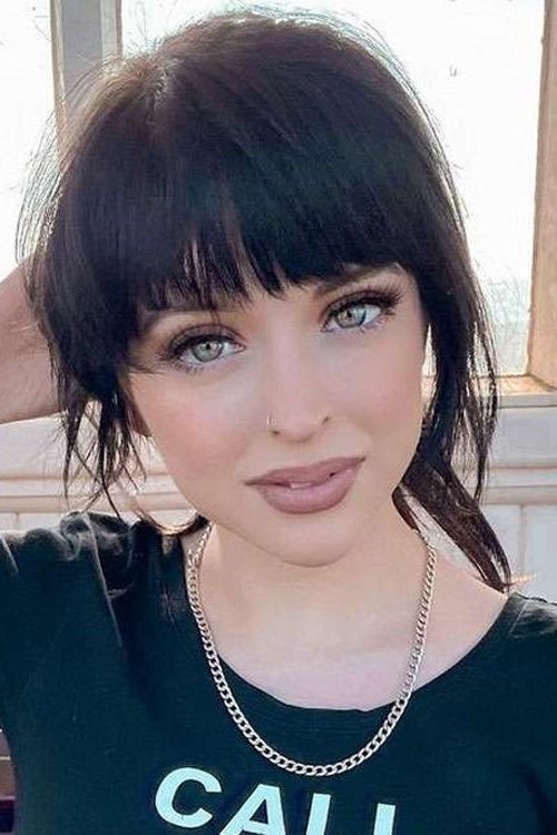 Miffy Englefield as Sophie