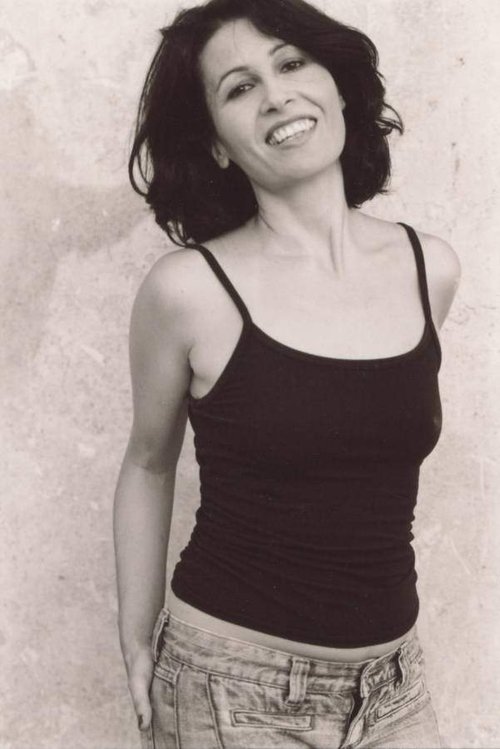 Emma Cardillo as Carmela