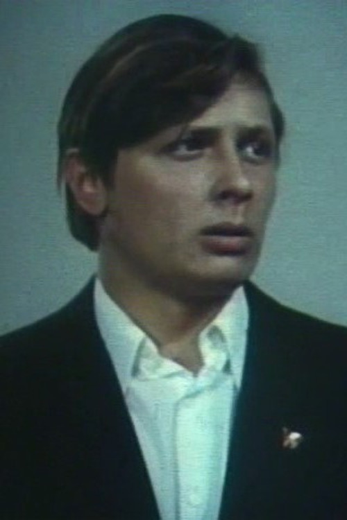 Aleksandr Belina as Андрей